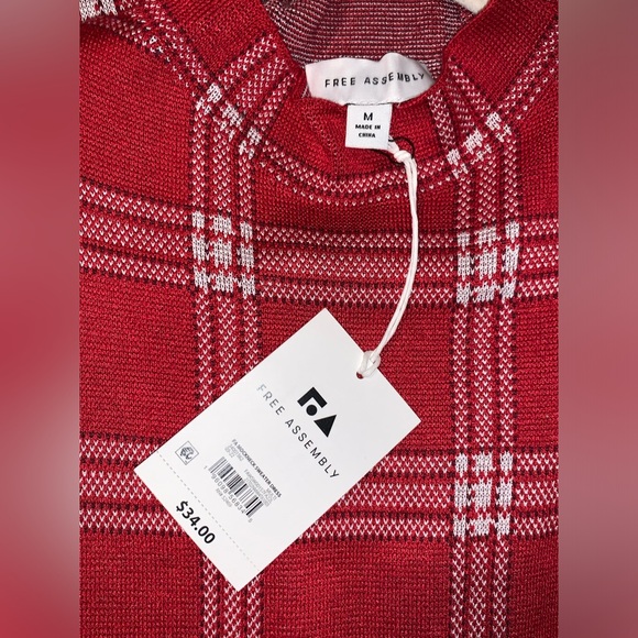 Cute Fall Plaid Sweater Dress - Picture 4 of 10